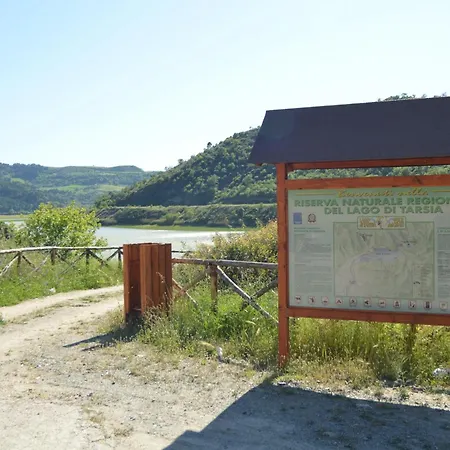 Toscano Отель Tarsia