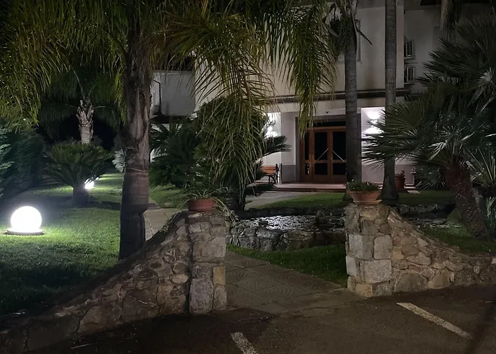 Toscano Отель 3*