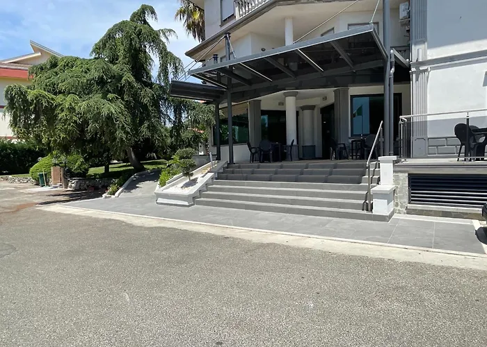 Toscano Отель 3*