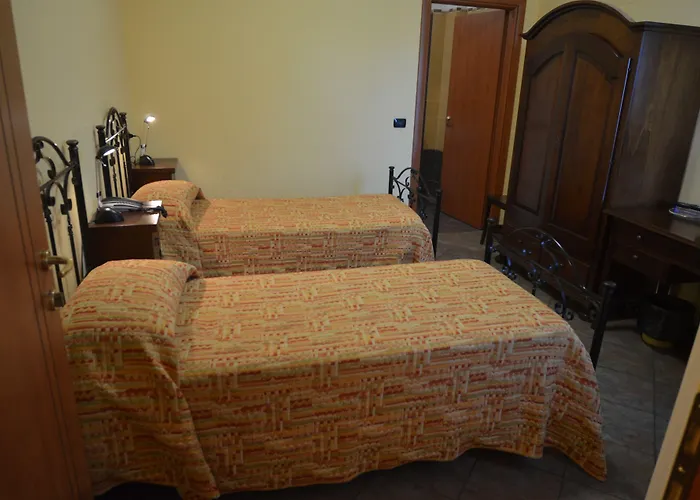 Отель Toscano Tarsia