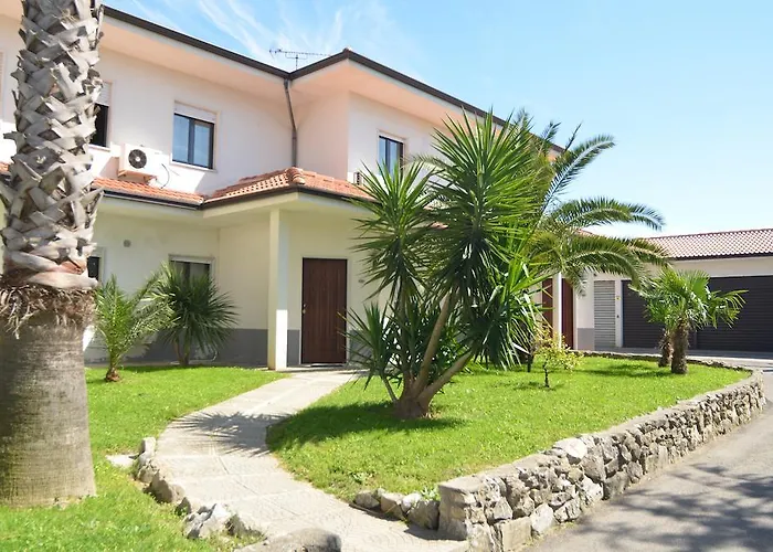 Toscano Отель Tarsia